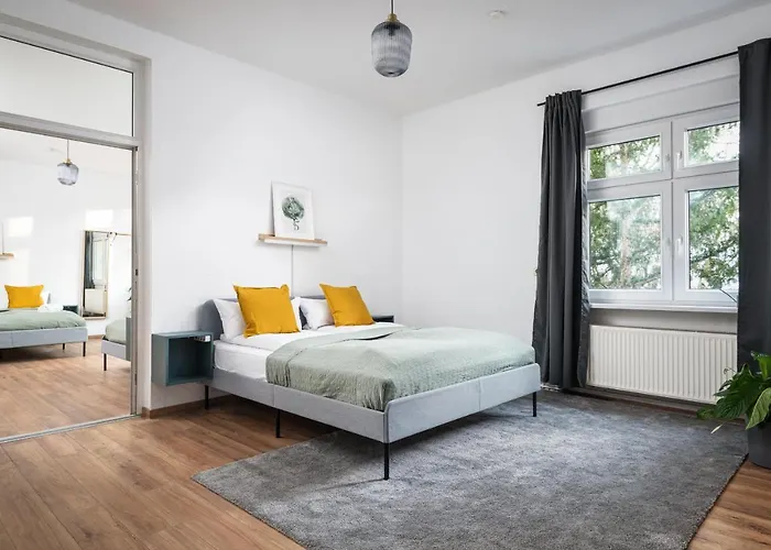 Ruhig Hell Wohnen Im Grünen In Köpenick Füßläufig Zum Wasser 25min Bis Flughafen Apartamento Berlín