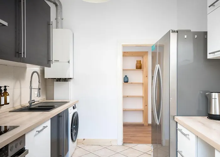 Ruhig Hell Wohnen Im Grünen In Köpenick Füßläufig Zum Wasser 25min Bis Flughafen Apartamento