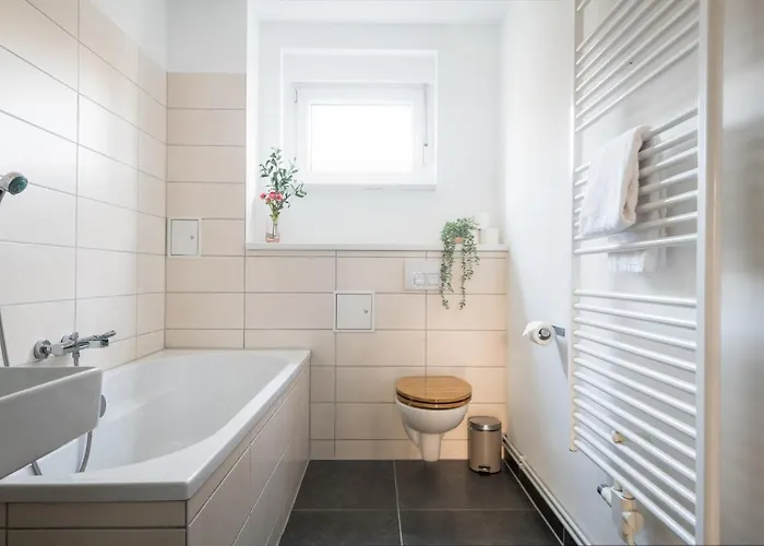 Ruhig Hell Wohnen Im Grünen In Köpenick Füßläufig Zum Wasser 25min Bis Flughafen Apartamento