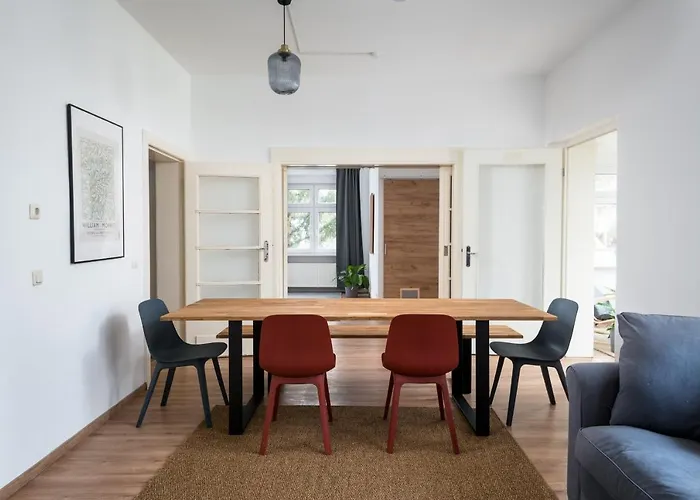 Ruhig Hell Wohnen Im Grünen In Köpenick Füßläufig Zum Wasser 25min Bis Flughafen Berlín