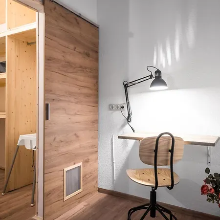 Apartamento Ruhig Hell Wohnen Im Grünen In Köpenick Füßläufig Zum Wasser 25min Bis Flughafen Berlín